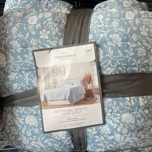 New Full/Queen Threshold Reversible Printed Voile Quilt